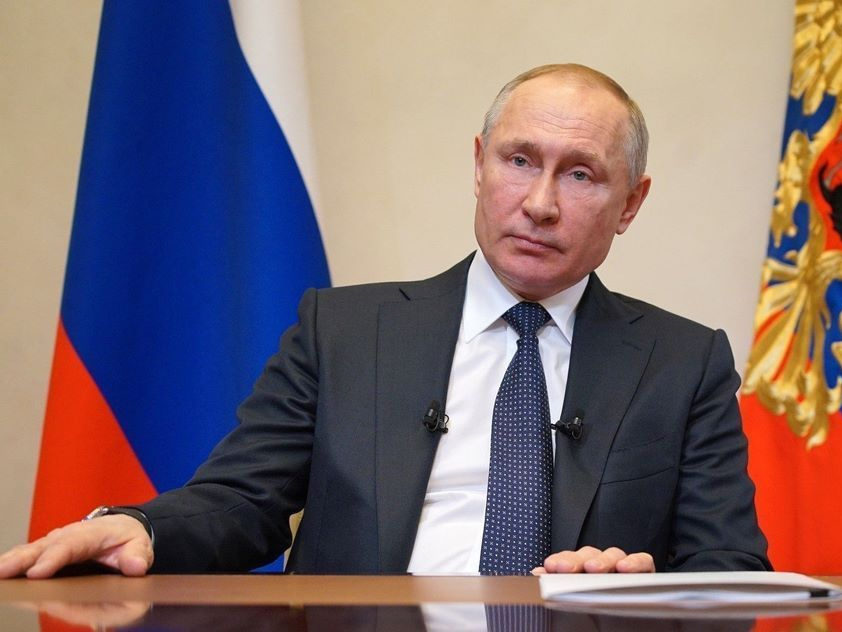 Владимир Путин  объявил о выплате еще 10 тыс. рублей на каждого ребенка до 16 лет