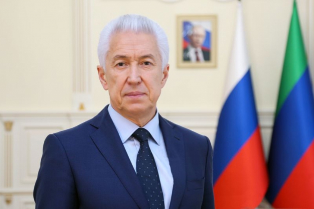 Глава Дагестана Владимир Васильев поздравил дагестанцев с Днем России