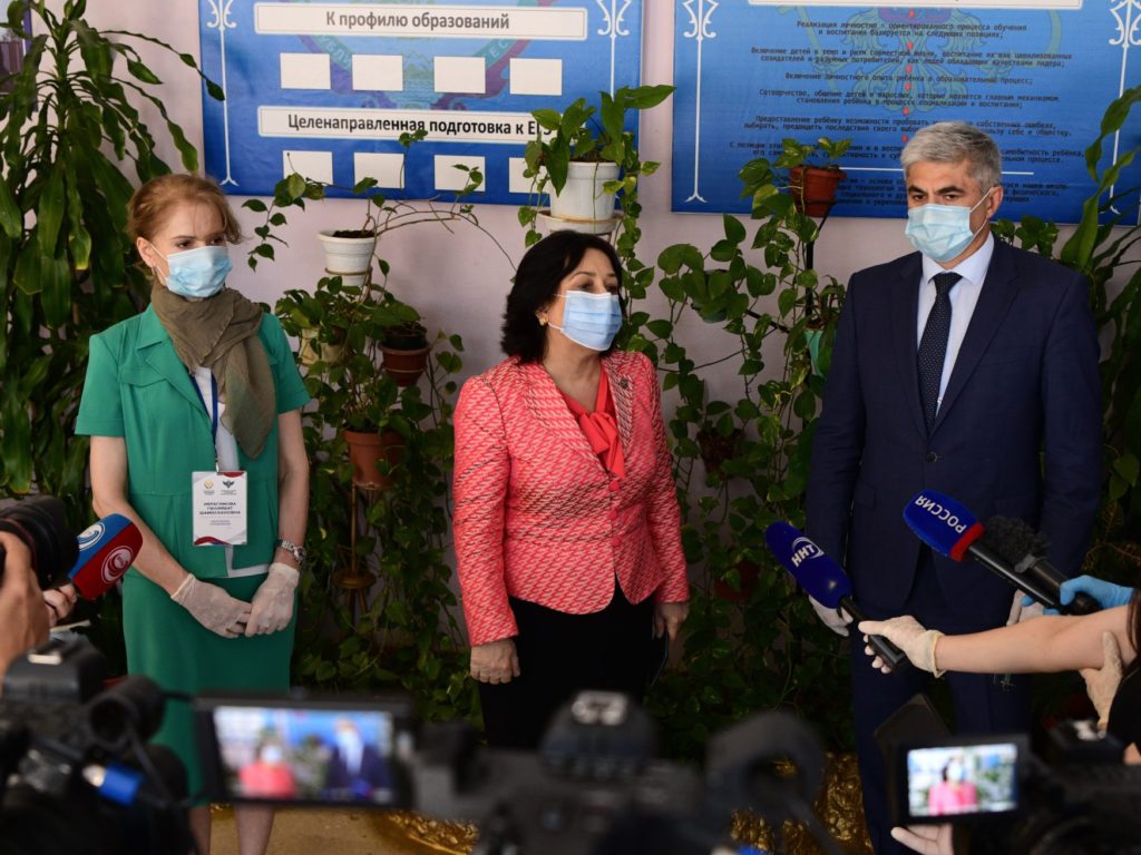 Первые экзамены ЕГЭ-2020 прошли в штатном режиме и без нарушений