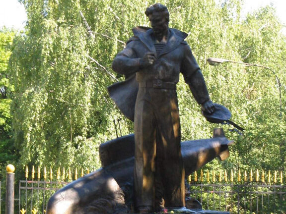 В Дагестане почтят память земляков, погибших на атомной подлодке К-141 «Курск»