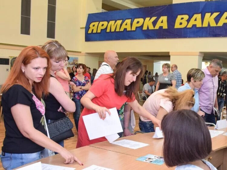 В России намерены поощрять компании за трудоустройство выпускников