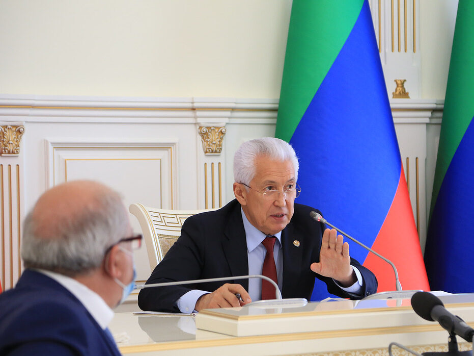 Владимир Васильев: «Надо не просто решать вопросы, а делать это, советуясь с людьми»