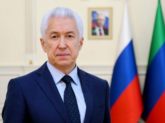 Владимир Васильев поздравил жителей республики с Днем единства народов Дагестана