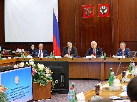 Владимир Васильев о деятельности сотрудников Счетной палаты: «Ваше призвание – сберечь деньги народа»