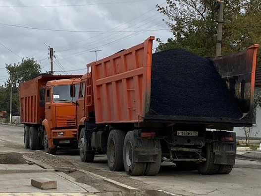 В Кизилюрте ремонтируют улицу имени Имама Газимагомеда