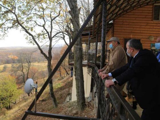 Сергей Меликов посетил памятник природы регионального значения «Алмакский каньон»