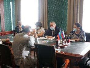 Министр здравоохранения РД провел рабочую встречу со специалистами НИИ травматологии и ортопедии им Р.Р. Вредена