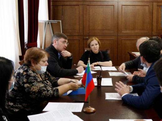 Руководитель Минтруда Дагестана встретилась с представителями ВОС