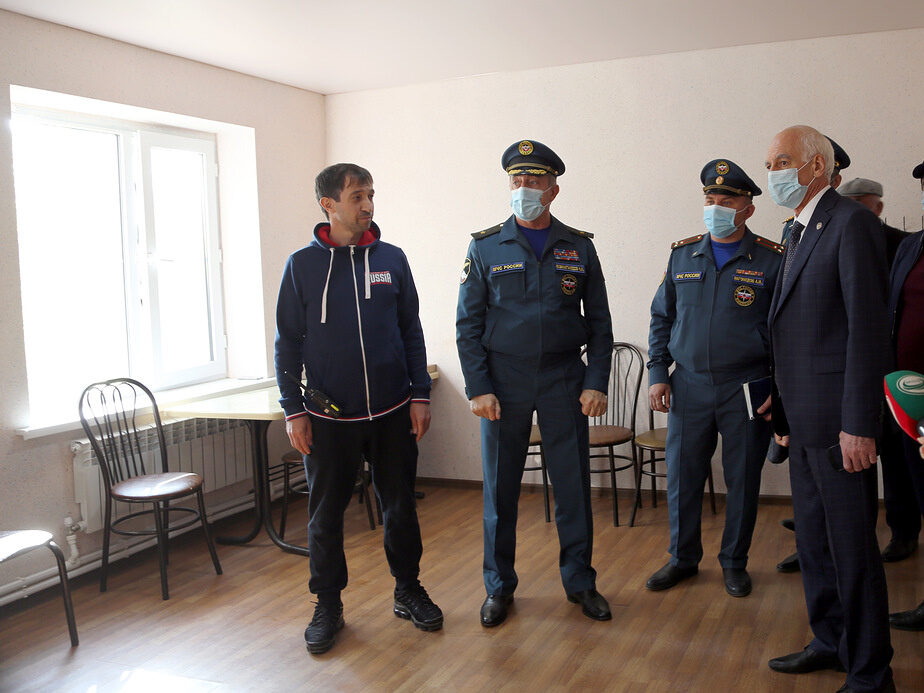 Граждан Азербайджана, ожидающих открытия границы в Дагестане, перевели в стационарный ПВР