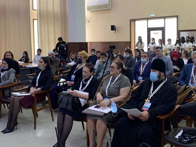 Эксперты II Форума НКО Юга России встретились с дербентскими общественниками