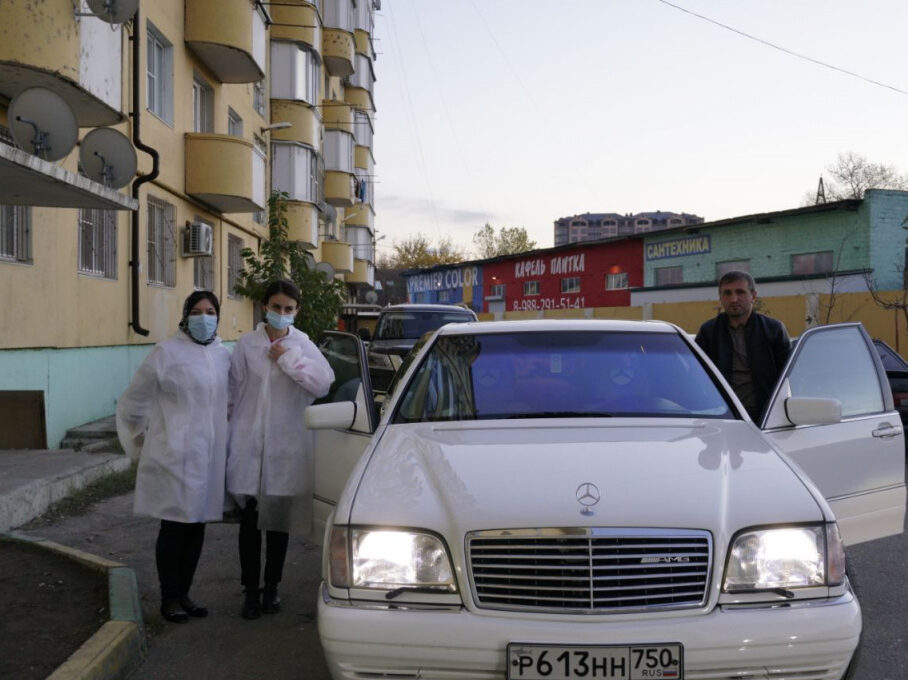 В Дагестане продолжается волонтерская акция «Довези врача»