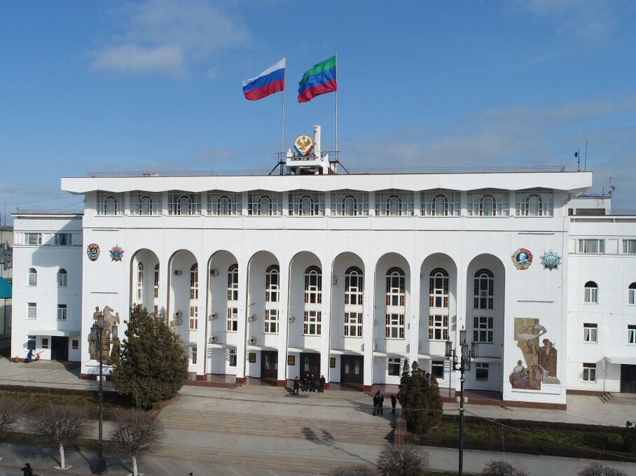 Врио Главы Дагестана произвел кадровые перестановки