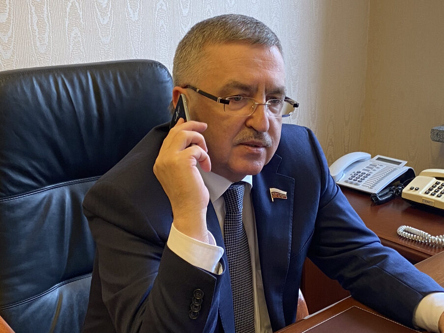 Депутат Госдумы Юрий Левицкий: «Непростые вопросы решаем вместе с людьми»