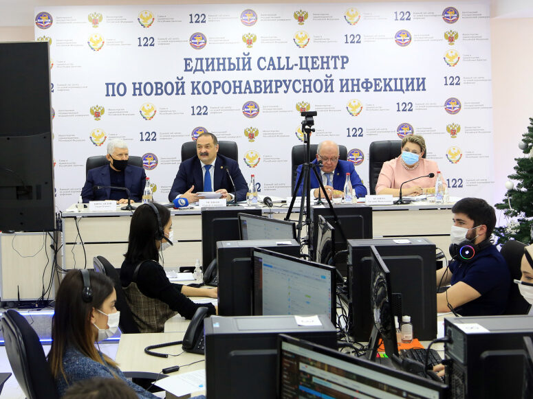 В Махачкале обсудили оперативную обстановку по коронавирусу и предстоящие праздничные дни