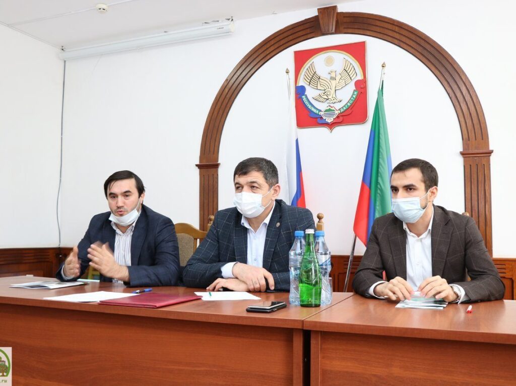 Руководитель   Центра поддержки экспорта  РД     Руслан Абаскулиев  побывал с рабочей поездкой  в Ахтынском районе