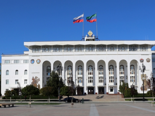 Премьер-министр Дагестана представил Сергею Меликову предложения о структуре органов исполнительной власти республики