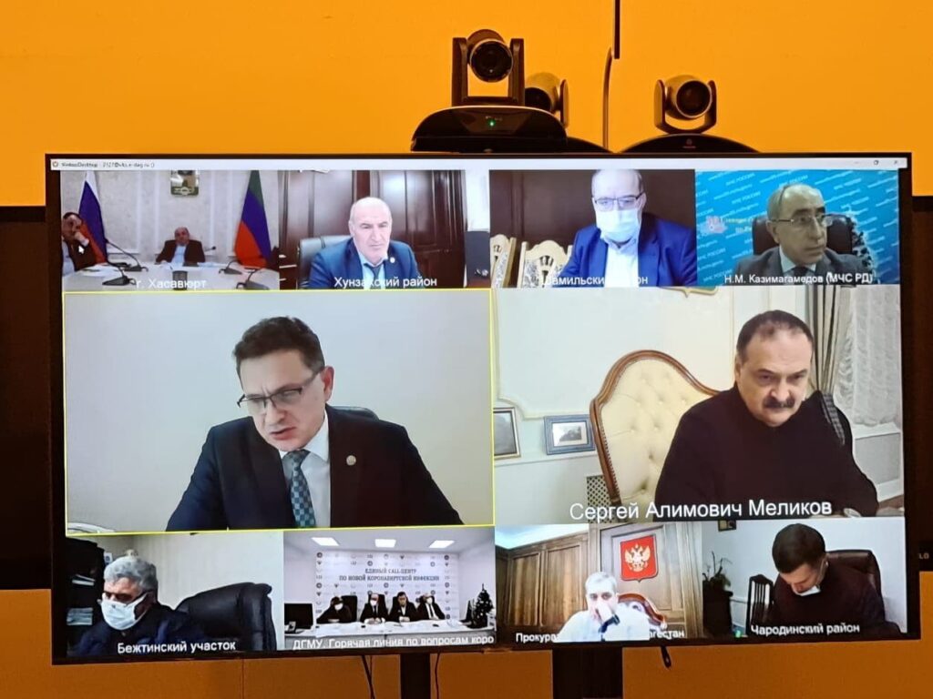 Сергей Меликов в режиме ВКС обсуждает санитарно-эпидемиологическую ситуацию в республике