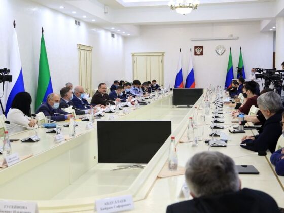 Сергей Меликов провел встречу с представителями СМИ в Дагестане