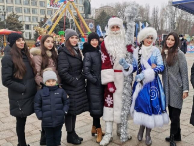 В Махачкале продолжаются новогодние мероприятия