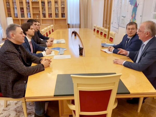 В Дагестане планируют реализовать пилотный проект по повышению энергоэффективности уличного дорожного освещения