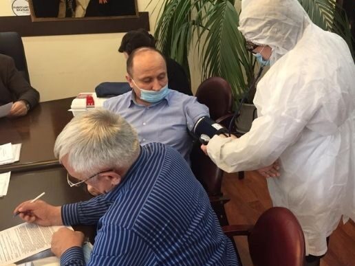 Сотрудники Минфина Дагестана проходят вакцинацию от коронавируса