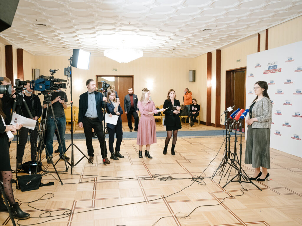 Победительница олимпиады «Я – профессионал» из Дагестана рассказала Президенту России о центре помощи детям с особенностями в развитии