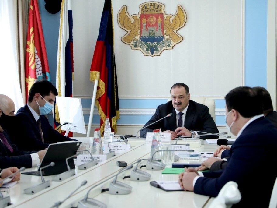 Под руководством Сергея Меликова обсудили перспективы развития Махачкалы обсудили