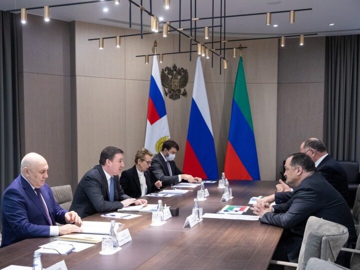 Дмитрий Патрушев и Сергей Меликов обсудили вопросы развития АПК Республики Дагестан
