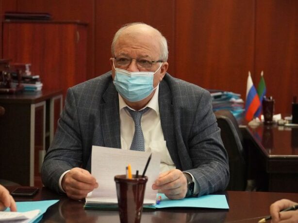 Около 140 млн рублей направят на переоснащение сосудистых центров и первичных сосудистых отделений в Дагестане