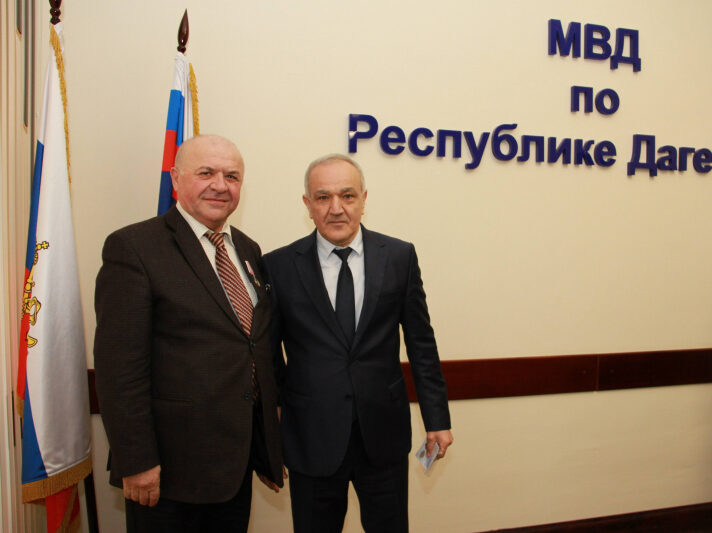 Министр внутренних дел по Республике Дагестан встретился с победителями Всероссийских и Региональных олимпиад