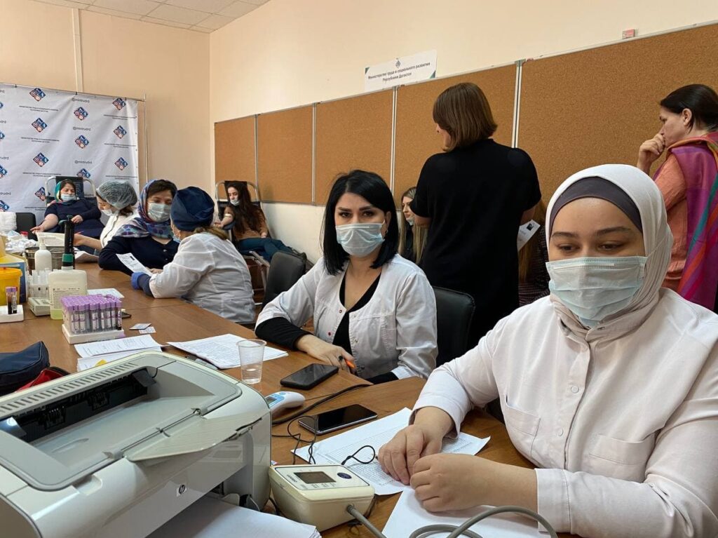 Сотрудники Минтруда Дагестана готовятся к вакцинации от COVID-19