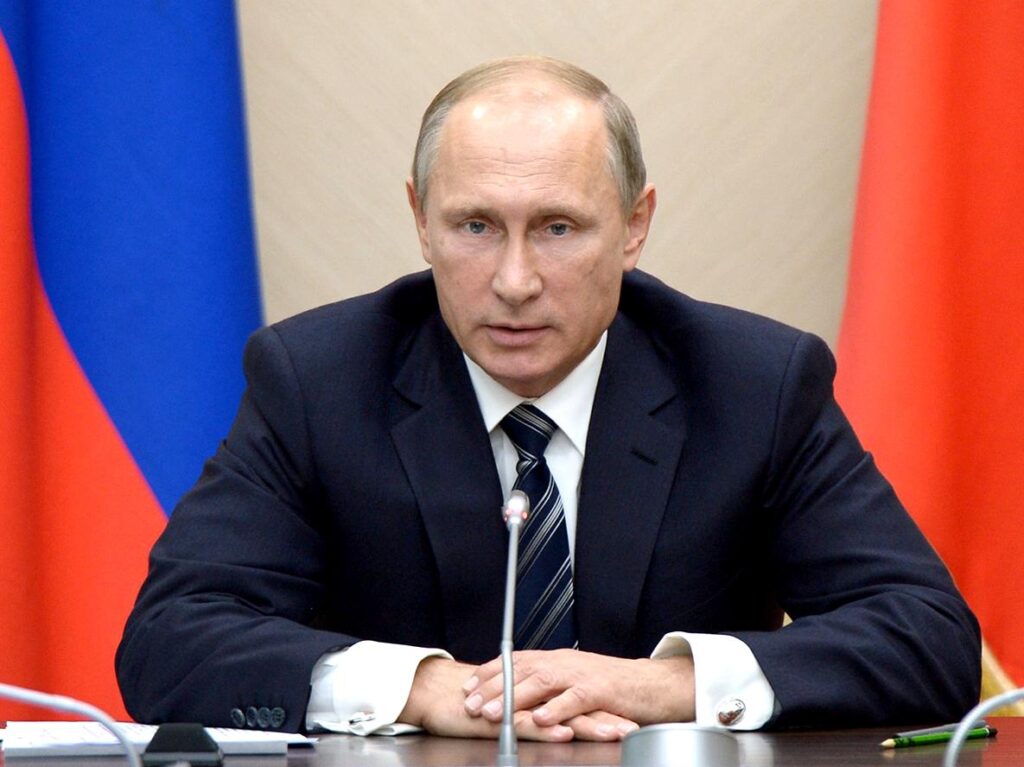 Владимир Путин подписал указ, по которому выплаты на детей̆ от 3 до 7 лет будут зависеть от доходов семьи⠀ ⠀