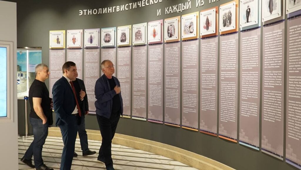 Абдулпатах Амирханов ознакомился с деятельностью исторического парка «Россия - моя история»