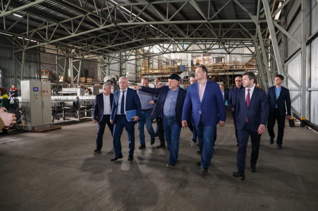Тарлан Алекперов "Будем наблюдать, как наша республика идет в ногу со временем"