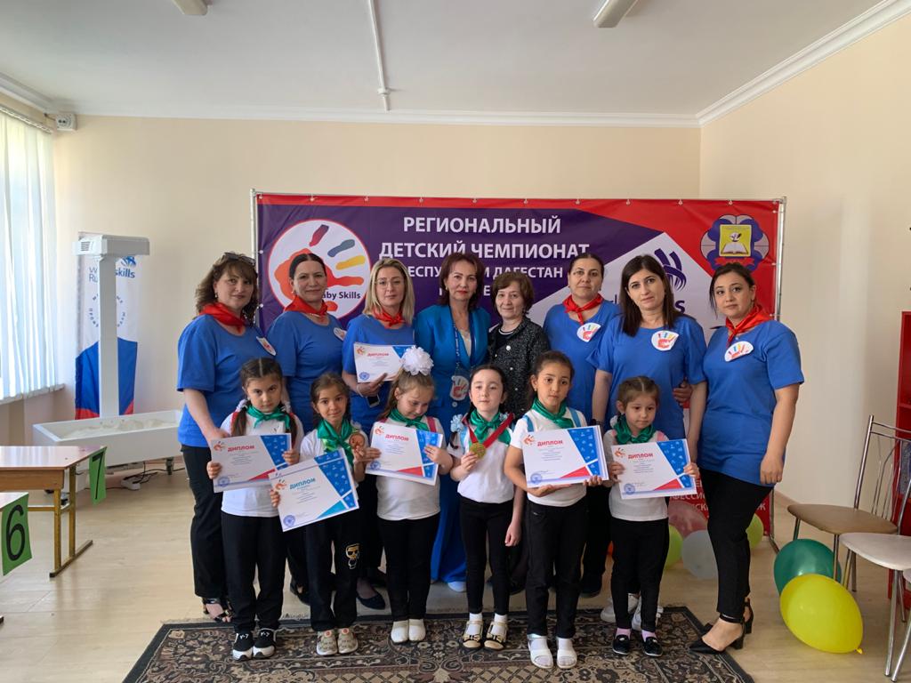 Юное дарование из Дербента завоевала бронзу на межрегиональном чемпионате «Babyskills»