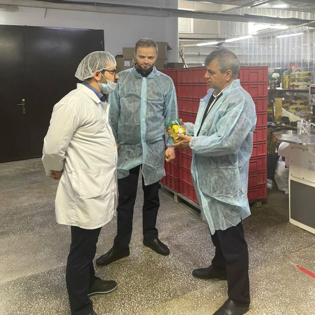 Нюсрет Омаров ознакомился с работой компании-производителя детской кондитерской продукции  ООО «Юнион»