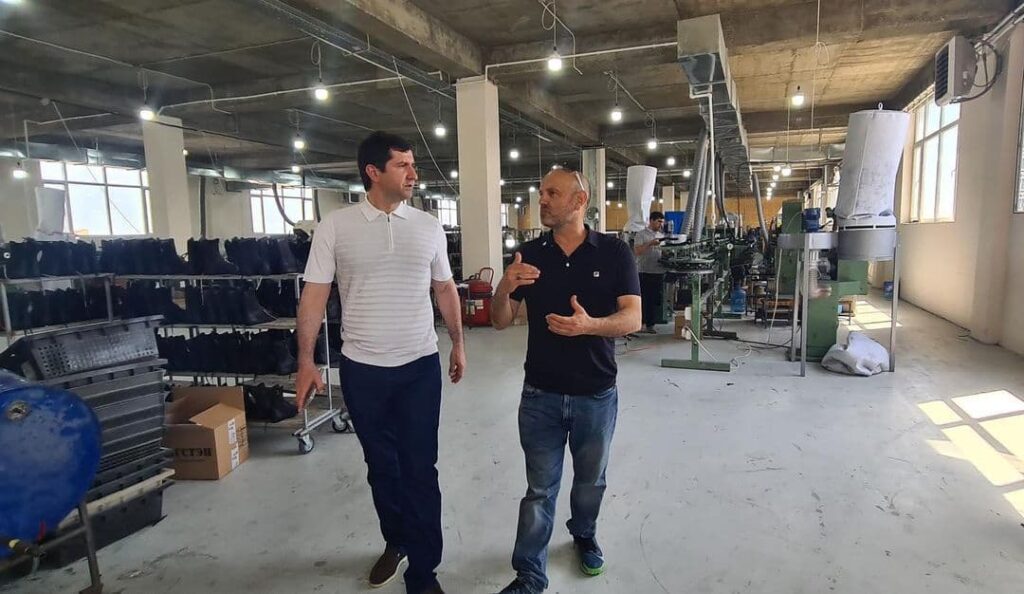 Yaxın vaxtda Dağıstanda iki böyük ayaqqabı fabriki  öz fəaliyyətinə baçlayacaqdır