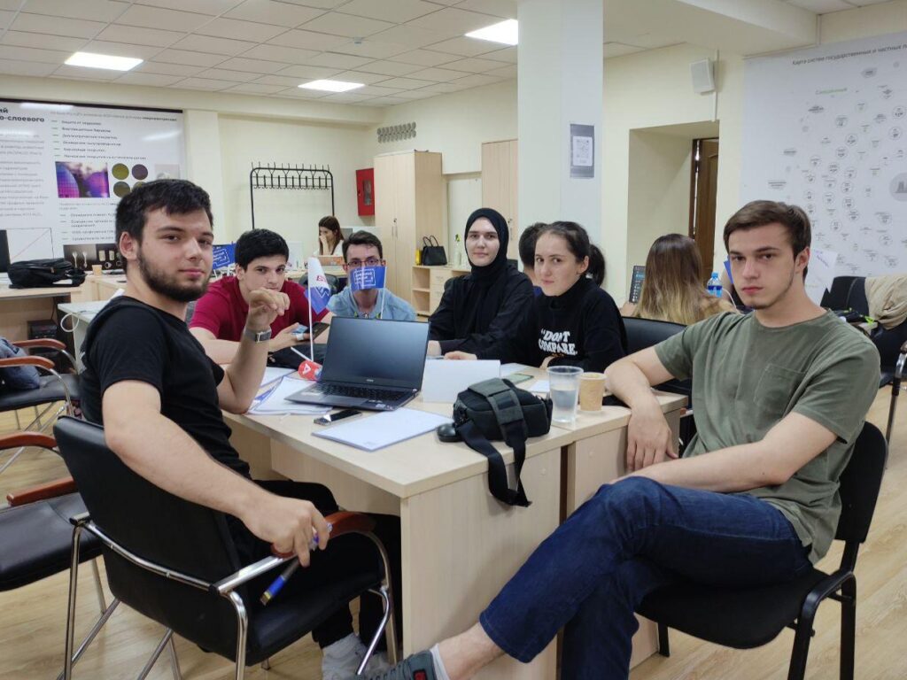 3 команды от Республики Дагестан вошли в ТОП-10 победителей хакатона «Медицина, здравоохранение и наука»