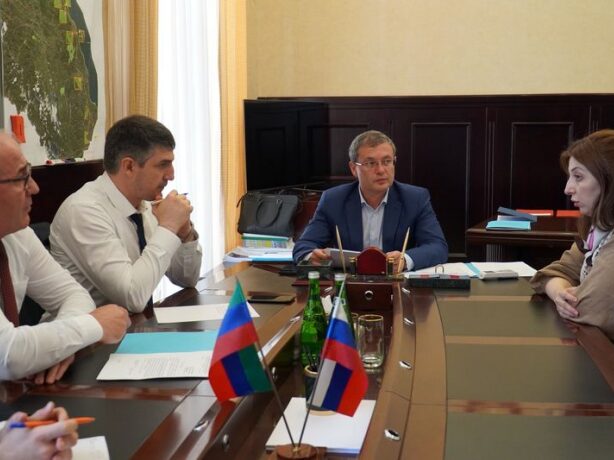 Манвел Мажонц провел приём граждан