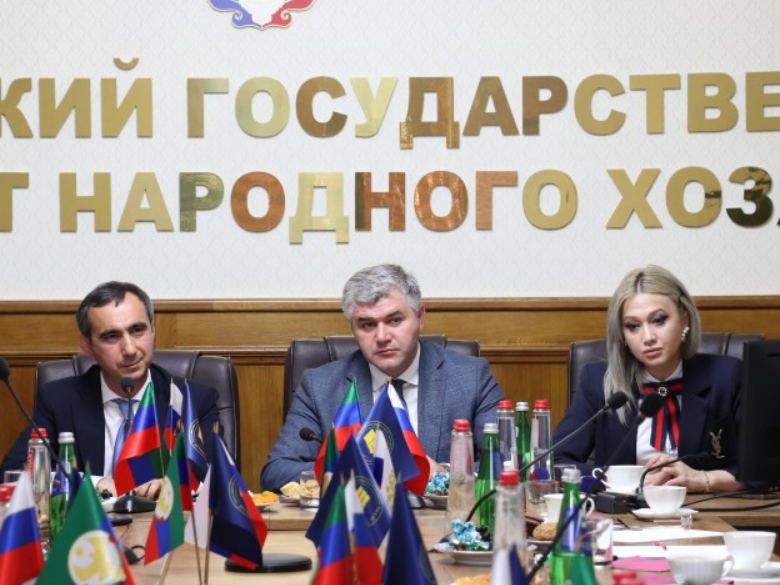 О проблемах земельно-имущественного комплекса Дагестана рассказал Заур Эминов на пресс-конференции