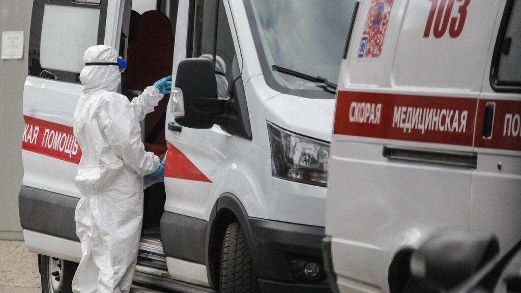 В Дагестане суточное количество выявленных случаев заболевания коронавирусом вновь перешагнуло за 100 человек