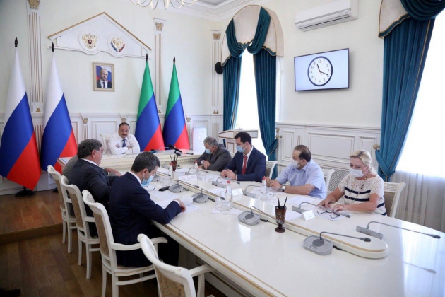 Абдулпатах Амирханов возглавит оперштаб по вопросам мониторинга и реагирования на изменение цен на товары в Дагестане
