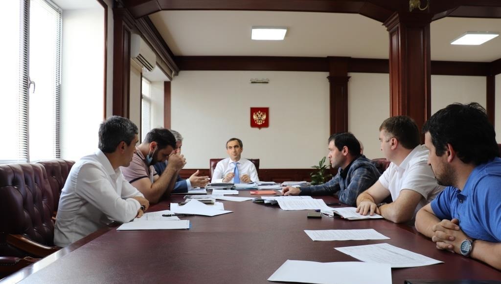 В Махачкале обсудили вопрос наполнения ЕГРН сведениями