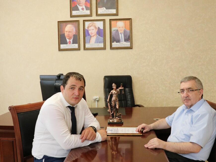 Депутат Госдумы Юрий Левицкий посетил Северо-Кавказский филиал Всероссийского университета юстиции