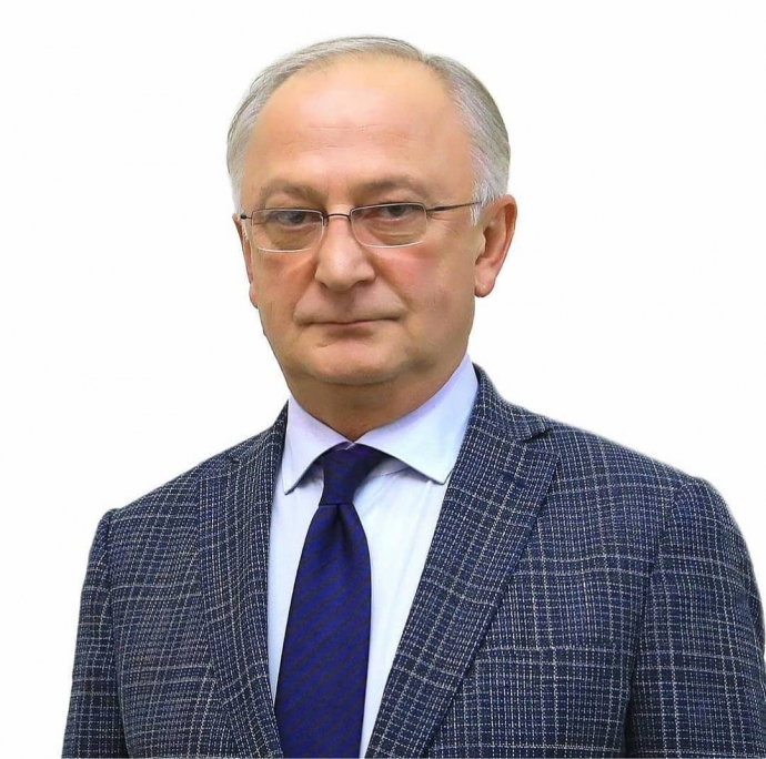 Поздравление Председателя Правительства РД А.Г.Амирханова с Днём работников морского и речного флота