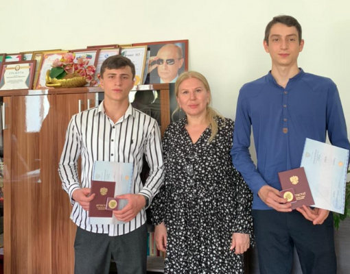Вручение аттестатов и медалей прошло в Центре одаренных детей