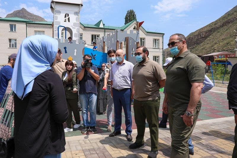 Сергей Меликов поддержал планы по расширению школы в селе Хебда