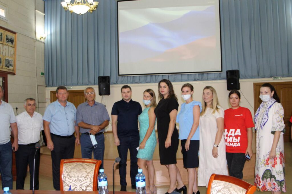 ОНФ передал властям Кизляра, Кизлярского и Тарумовского районов для решения вопросы граждан, поступившие на прямую линию с президентом