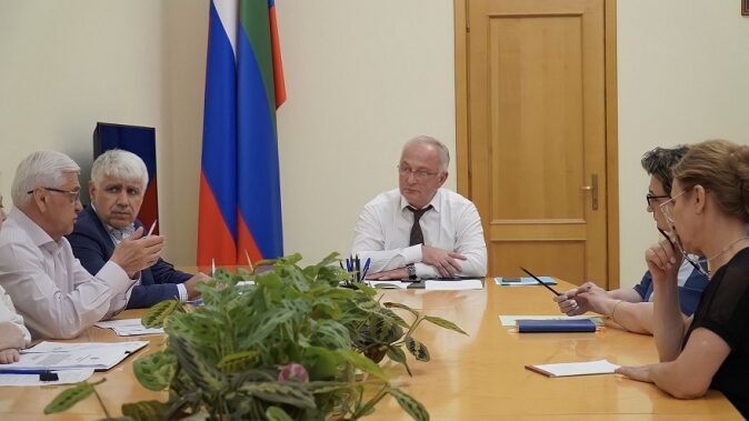На закупку спецтехники для доставки кислорода в больницы Правительство Дагестана направит 31 млн руб.