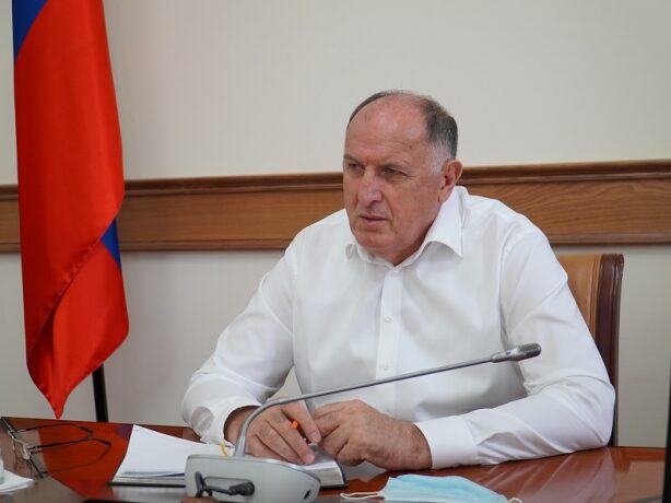 В Правительство РД обратился актив села Гирга за помощью в решении проблем неэффективного использования сельхозземель